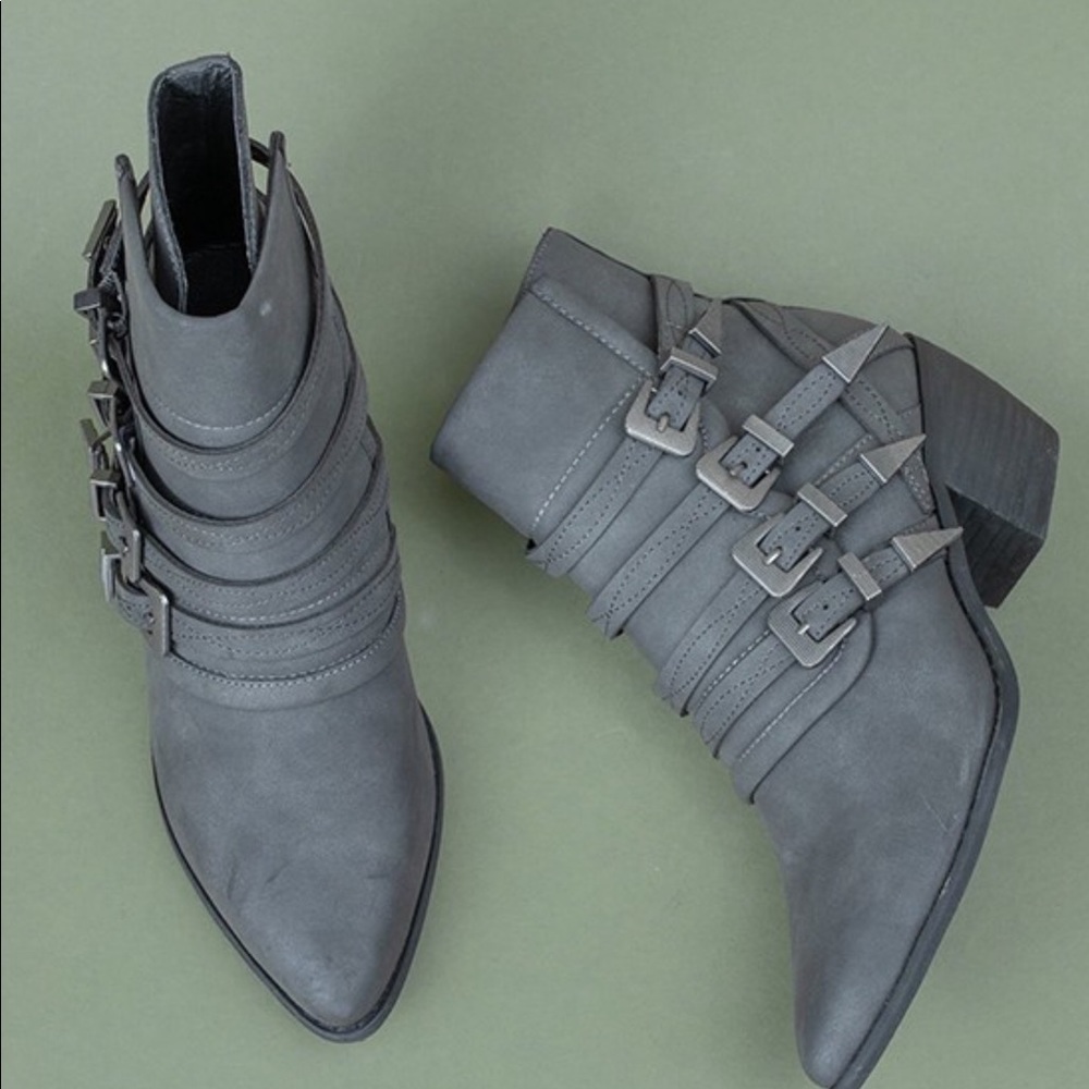 Brand new fashion MI.IM booties
